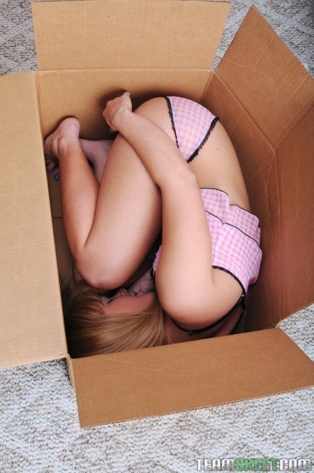 Жесткий секс - вот что нежная Elizabeth Bentley обожает в своем ремесле